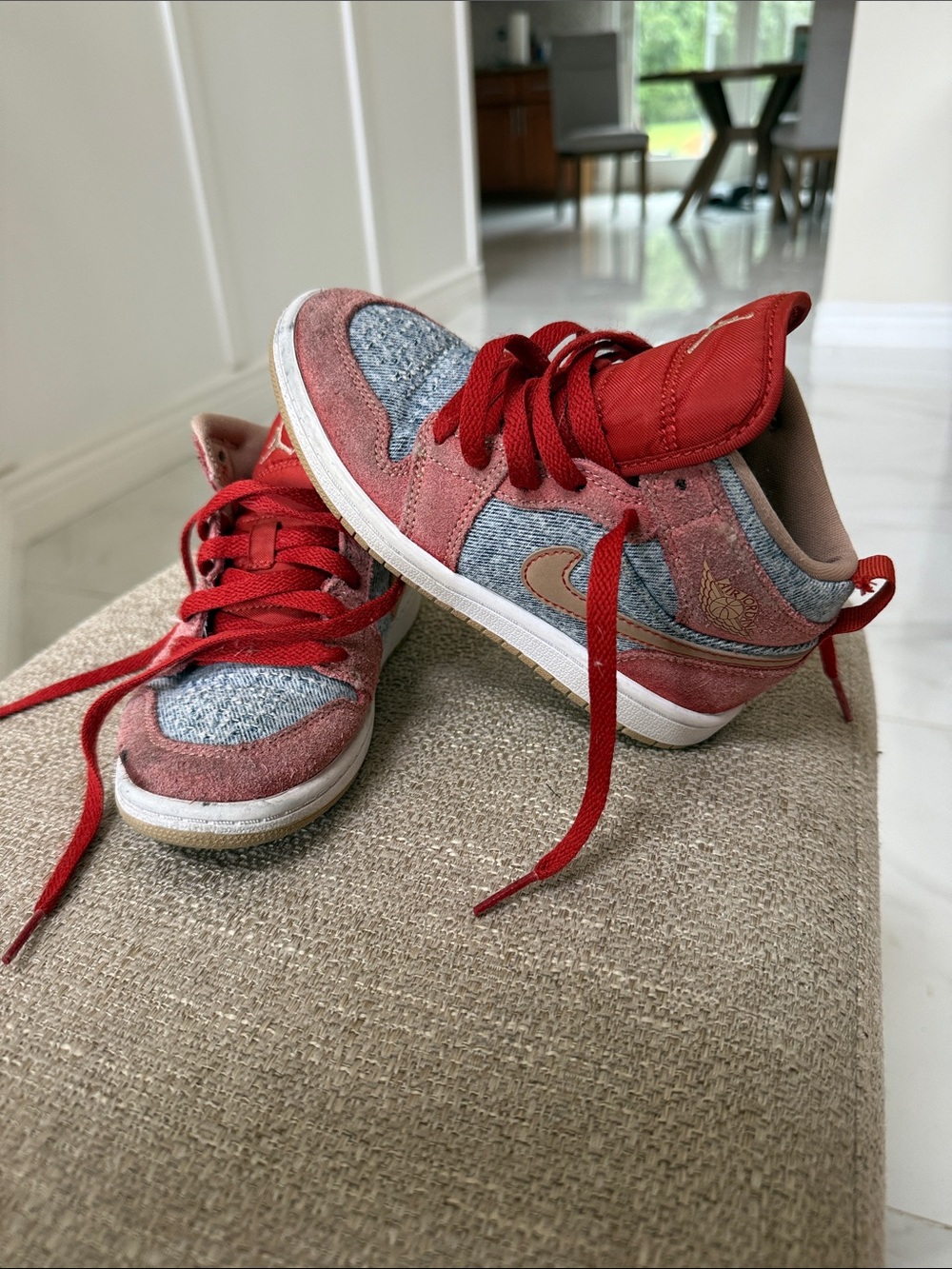Nike Kids Red and Gray Low-Top Sneakers with Gold Swoosh